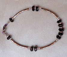 同城二手石飾品交易 美發(fā)飾品市場(chǎng)新動(dòng)向